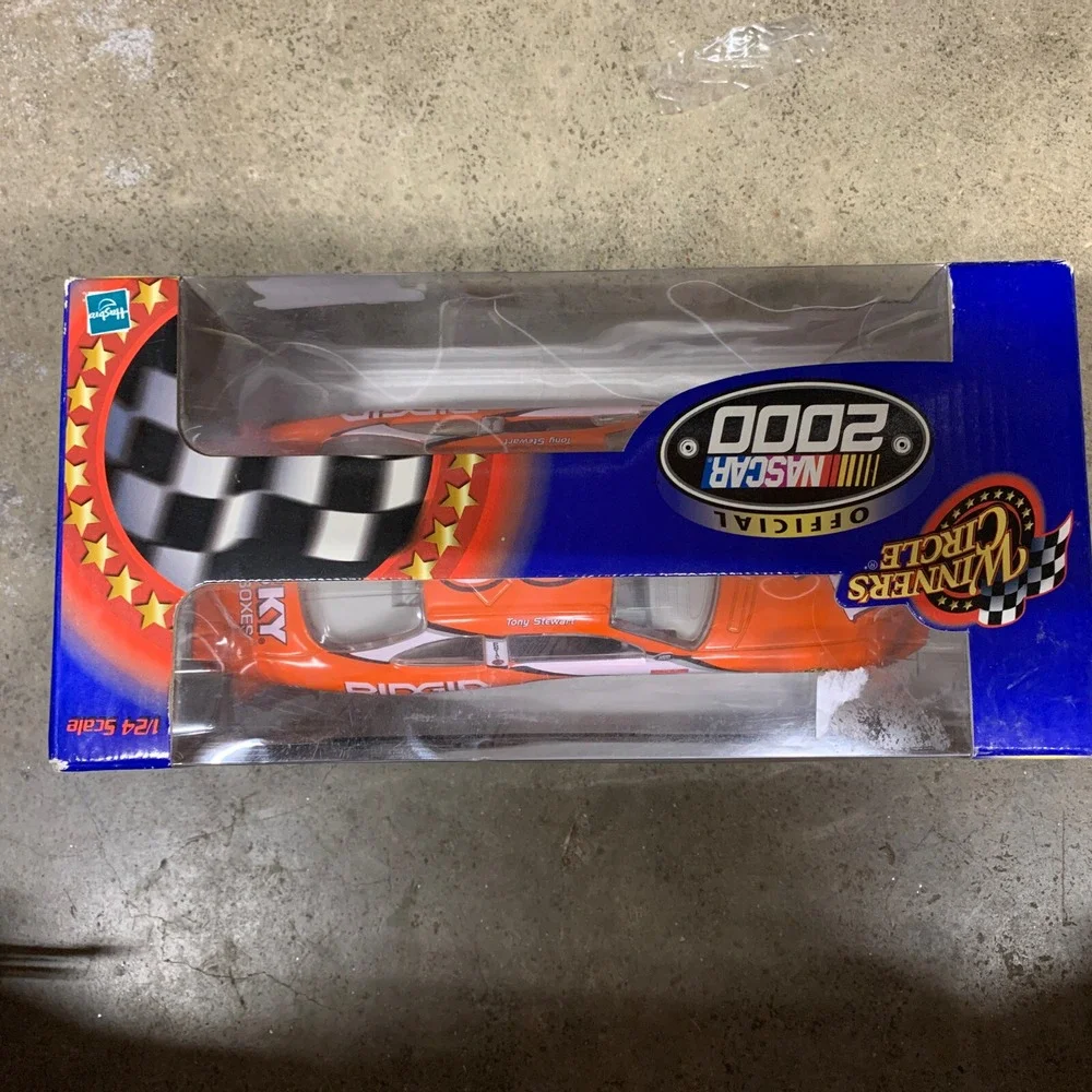 Hasbro Winners Circle #20 Ridgid NASCAR  Tony Stewart 1/24 Home Depot